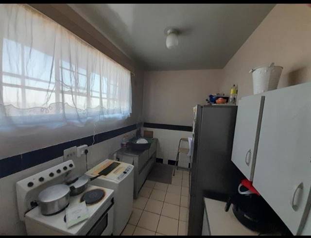 2 BEDROOM APARTMENT FOR SALE IN SYMHURST